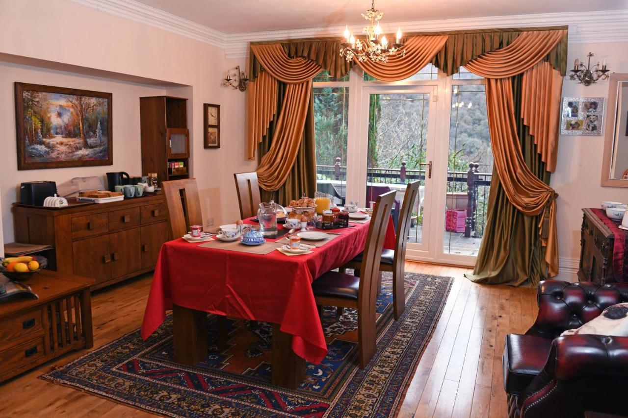 Luxury Suite In Quiet Countryside Location Swansea Exterior photo